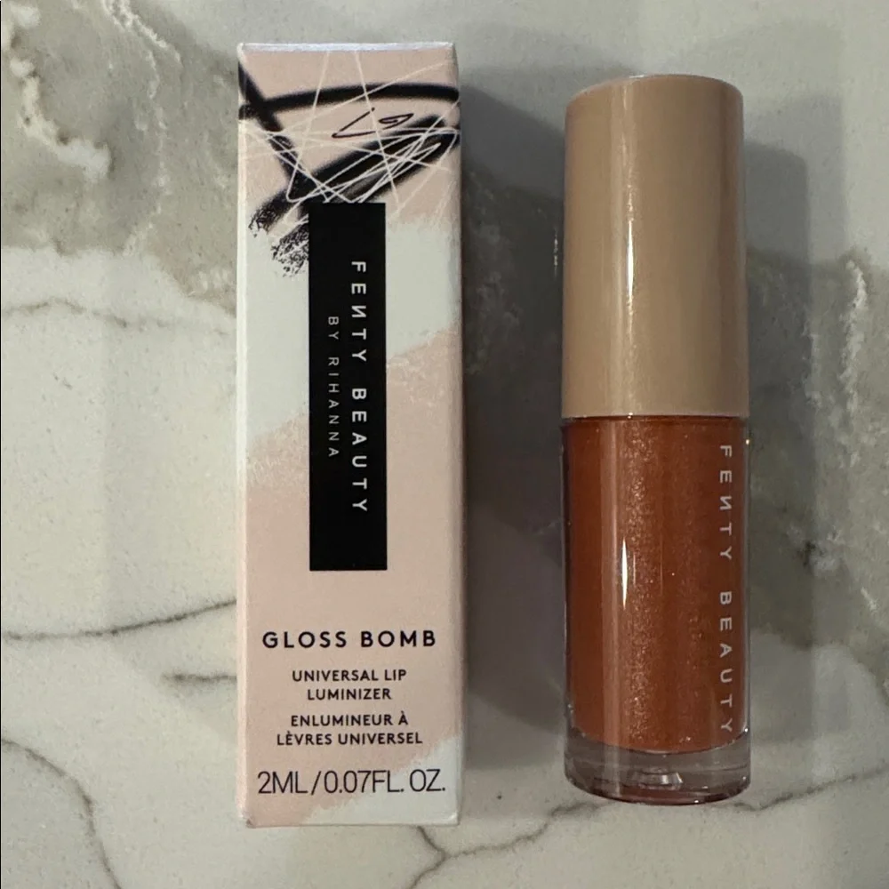 🌸5/$25🌸 Fenty Beauty gloss bomb universal lip luminizer in fenty glow